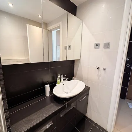 Appartement Sea Horizon 2br Luxury Retreat With Balcony And Sea View